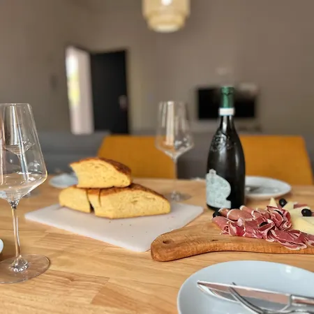 Noah Apartament Vir